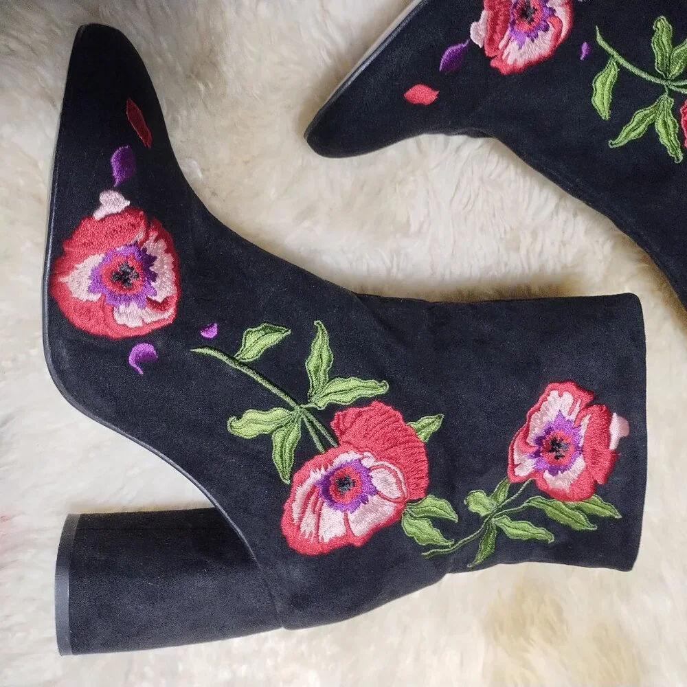 Topshop Faux Suede Black Madame Floral Embroidery Boots-Sz 9.5 - Picture 3 of 11